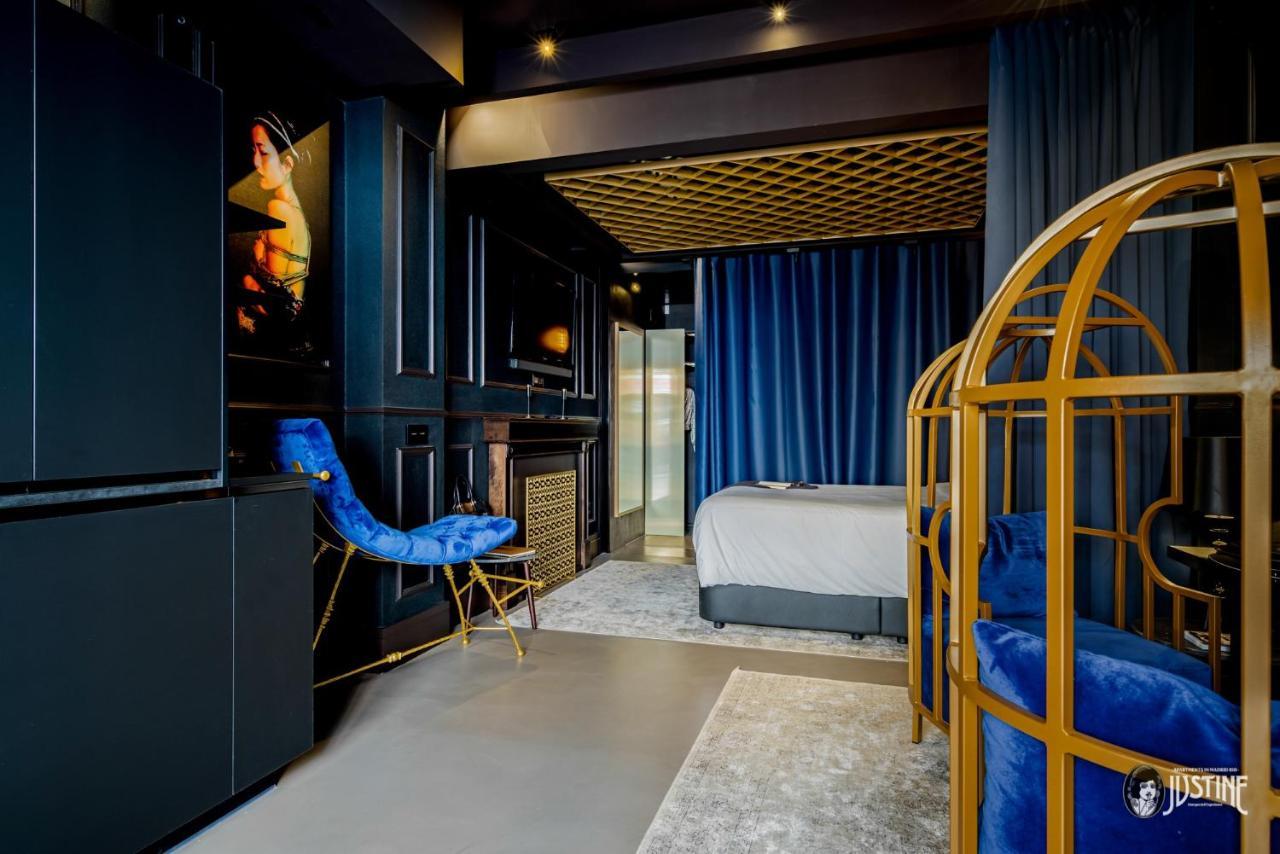 Suite Shibari By Justine Apartments Sobria Elegante Y Pecaminosa Apartamento Turistico En Madrid Rio Luaran gambar